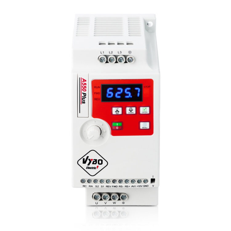 Frekvenciaváltó 1,5 kW 230V A550 Plus Magyarország raktáron