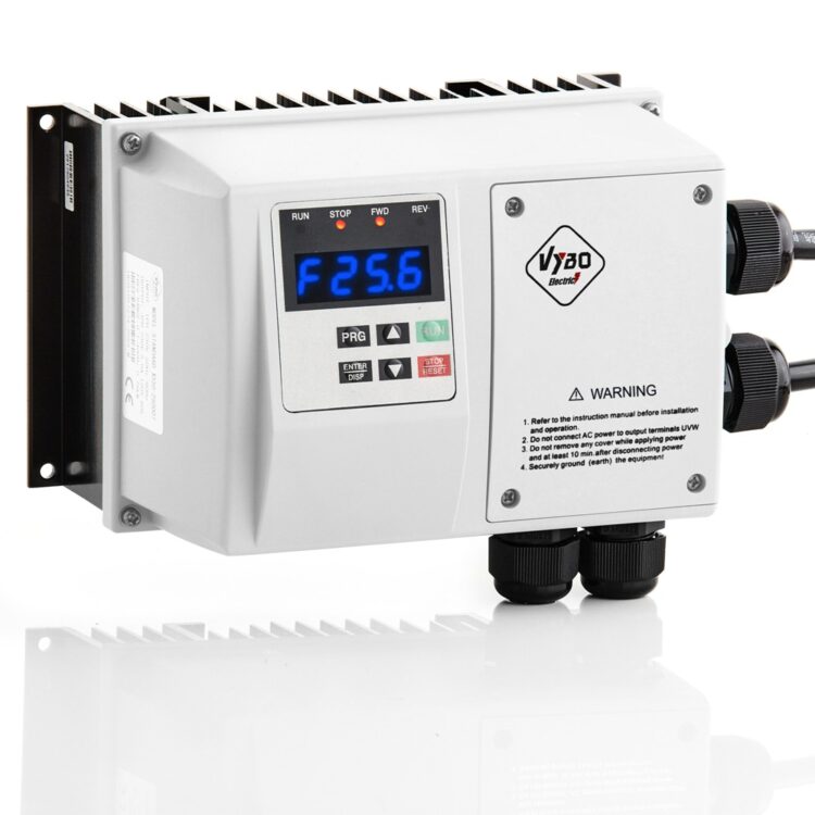 Frekvenciaváltó 2,2 kW 230V IP65 X550 eladás