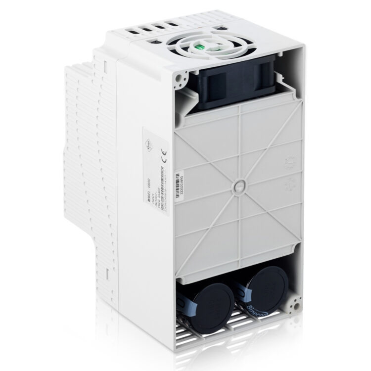 Frekvenciaváltó 3 kW 230V V800 raktáron